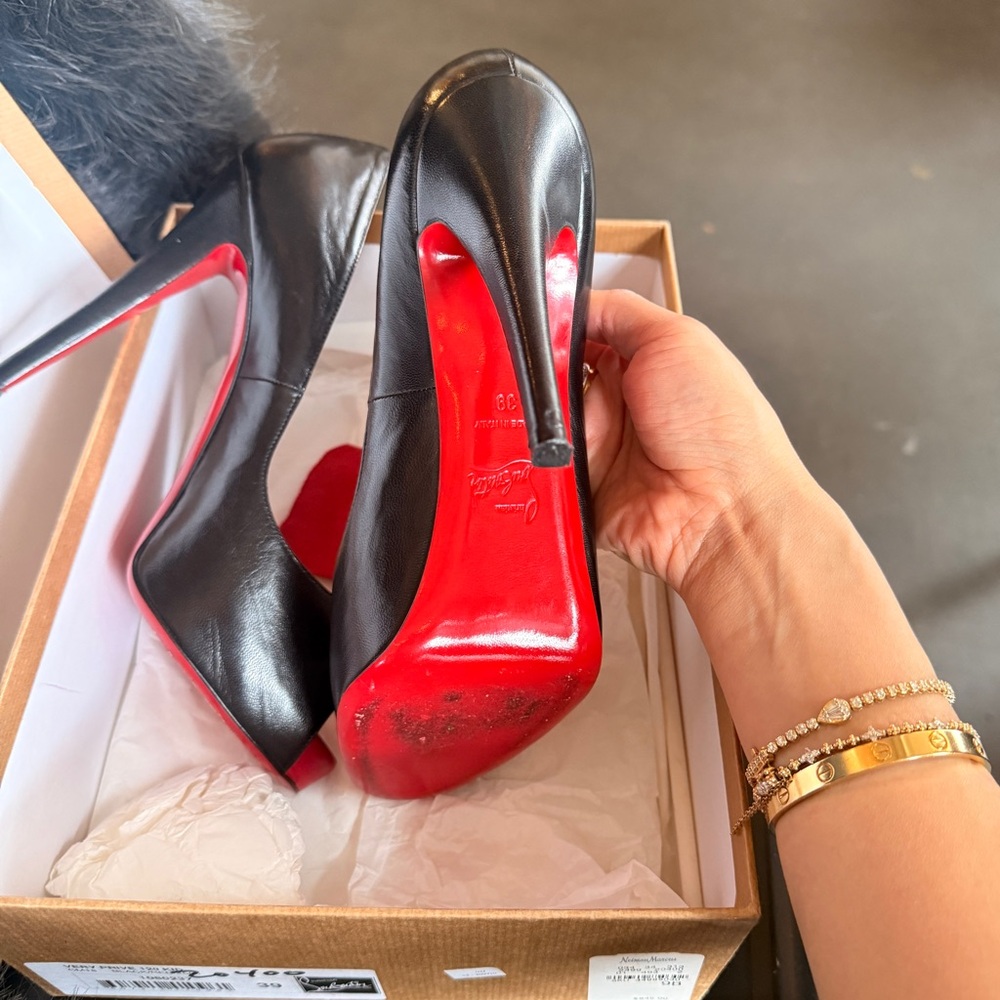 💯Authentic Very Prive 120 Leather Christian Louboutins - Size 39 - Good Cond. - Picture 6 of 16